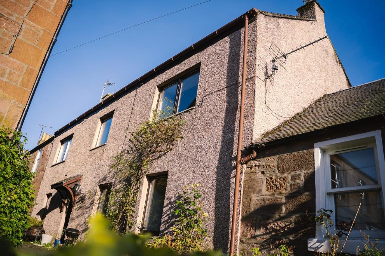3-Bedroom House For Outdoor Holidays Alyth Exterior photo